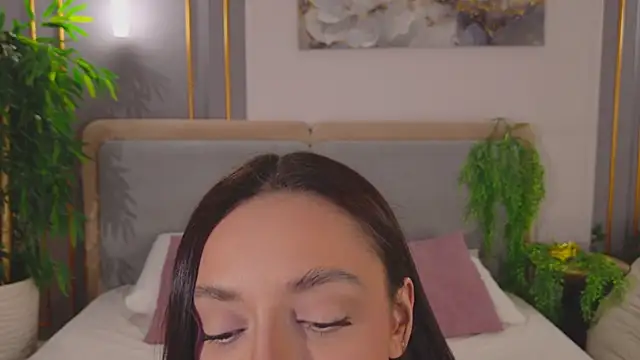 AdoraCortes online show from 04/14/26, 05:13