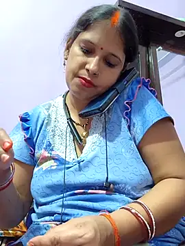 Snapshot of Sonalihot_ chatting on 04/21/26, 06:41 Sonalihot online show from 04/21/26, 06:41