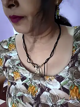 Snapshot of Sonalihot_ chatting on 05/13/26, 07:17 Sonalihot online show from 05/13/26, 07:17