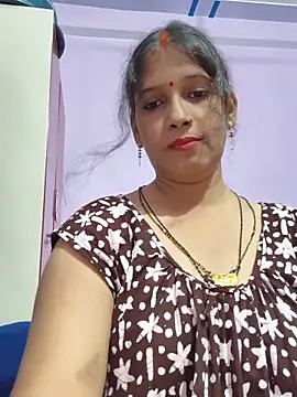 Snapshot of Sonalihot_ chatting on 06/10/26, 06:12 Sonalihot online show from 06/10/26, 06:12