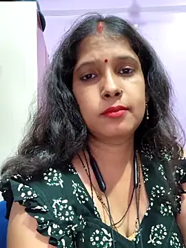 Snapshot of Sonalihot_ chatting on 06/11/26, 08:29 Sonalihot online show from 06/11/26, 08:29