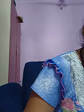 Snapshot of Sonalihot_ chatting on 07/12/26, 07:43 Sonalihot online show from 07/12/26, 07:43