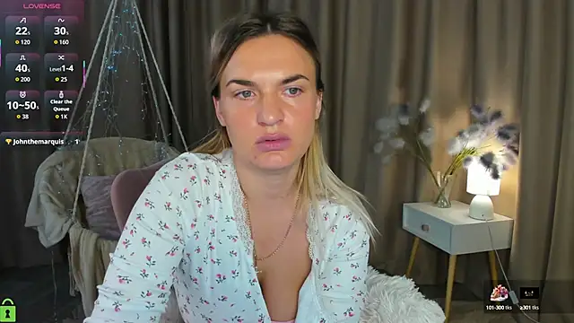 Marie Ellie online show from 10/01/25, 01:55