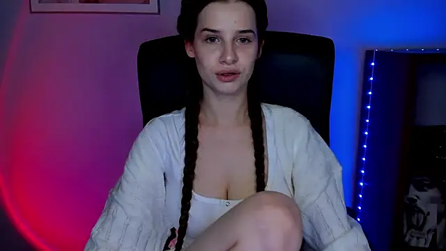 LuxMaya online show from 02/25/26, 07:29