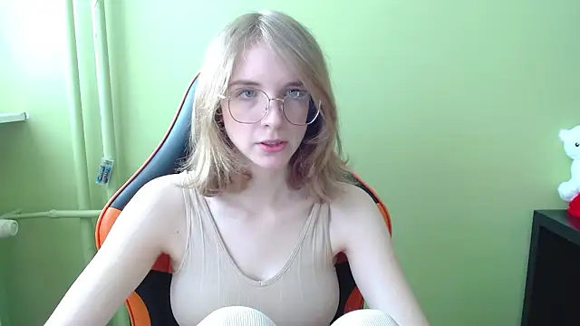 juicyPenny online show from 03/03/26, 07:25