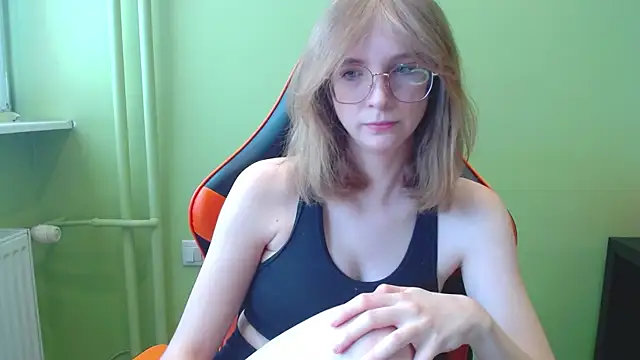 juicyPenny online show from 04/12/26, 06:29