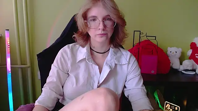 Snapshot of juicyPenny chatting on 06/10/26, 12:37 juicyPenny online show from 06/10/26, 12:37