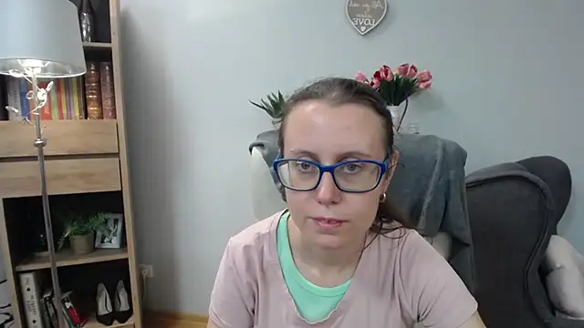 Snapshot of sweetxLizzy chatting on 06/17/26, 04:26 sweetxLizzy online show from 06/17/26, 04:26