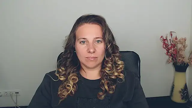 Snapshot of Darklure_ chatting on 09/12/25, 01:55 Darklure  online show from 09/12/25, 01:55