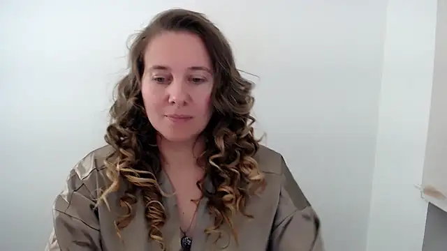 Snapshot of Darklure_ chatting on 10/04/25, 04:38 Darklure  online show from 10/04/25, 04:38