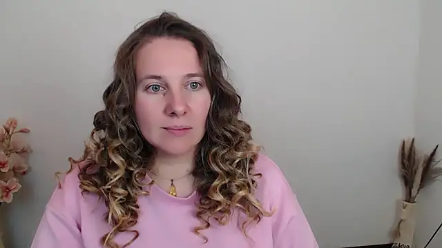 Snapshot of Darklure_ chatting on 10/07/25, 10:29 Darklure  online show from 10/07/25, 10:29