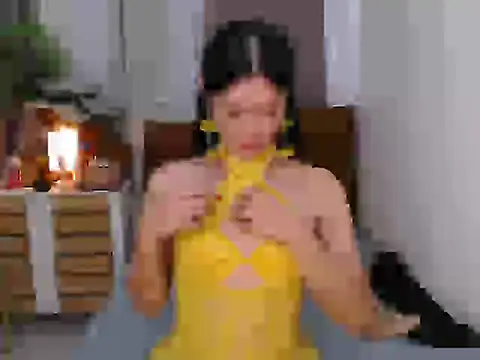 Snapshot of sugar_dollyyy chatting on 12/13/25, 11:32 sugar dollyyy online show from 12/13/25, 11:32