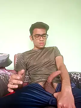 Snapshot of CockBoiAdi chatting on 10/20/25, 05:19 CockBoiAdi online show from 10/20/25, 05:19