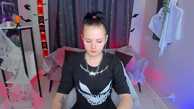 Leila xxBaby online show from 10/24/25, 11:50