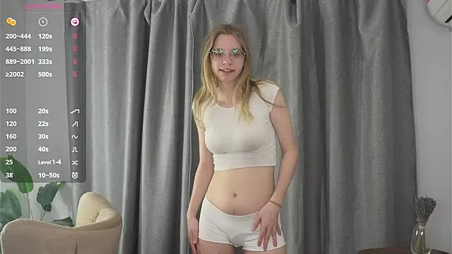 Snapshot of JoanBaggott chatting on 03/27/26, 08:19 JoanBaggott online show from 03/27/26, 08:19