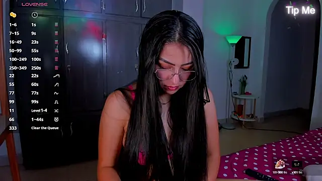 Snapshot of latingabby chatting on 09/25/25, 08:01 latingabby online show from 09/25/25, 08:01