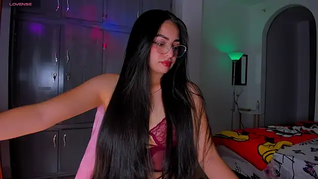 Snapshot of latingabby chatting on 10/08/25, 10:40 latingabby online show from 10/08/25, 10:40