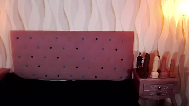 Naomi Braunx online show from 07/17/26, 04:56