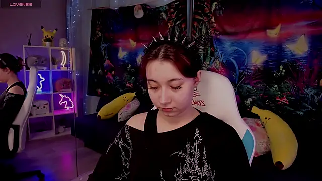 Snapshot of ClaraParks chatting on 03/12/26, 08:26 ClaraParks online show from 03/12/26, 08:26