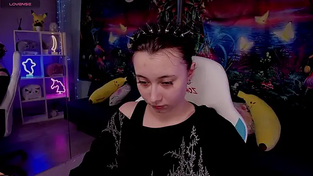 Snapshot of ClaraParks chatting on 03/13/26, 08:32 ClaraParks online show from 03/13/26, 08:32