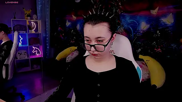 Snapshot of ClaraParks chatting on 03/14/26, 07:41 ClaraParks online show from 03/14/26, 07:41