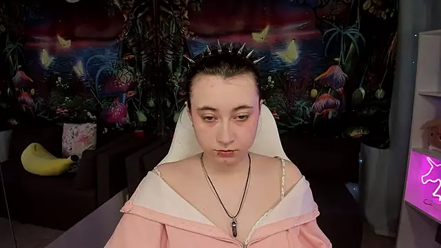 Snapshot of ClaraParks chatting on 04/15/26, 07:37 ClaraParks online show from 04/15/26, 07:37