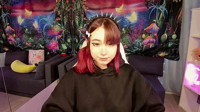 Snapshot of ClaraParks chatting on 04/19/26, 06:43 ClaraParks online show from 04/19/26, 06:43