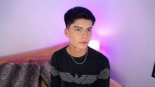 Dulcey  online show from 12/01/25, 03:44