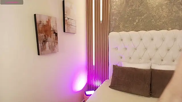 Snapshot of Dulcey_ chatting on 03/13/26, 11:33 Dulcey online show from 03/13/26, 11:33