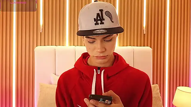 Snapshot of Dulcey_ chatting on 03/19/26, 04:38 Dulcey online show from 03/19/26, 04:38