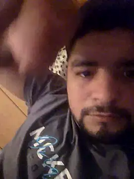 UntidyGuar online show from 11/04/25, 10:42