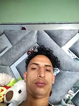 Dani22cmhot online show from 10/26/25, 01:06