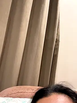 Snapshot of desitease chatting on 10/30/25, 04:58 desitease online show from 10/30/25, 04:58