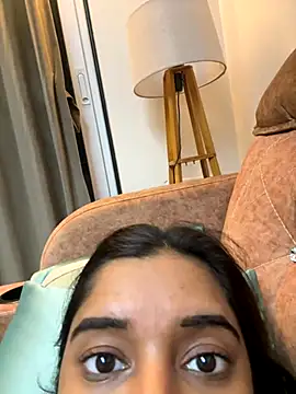 Snapshot of desitease chatting on 11/14/25, 07:01 desitease online show from 11/14/25, 07:01