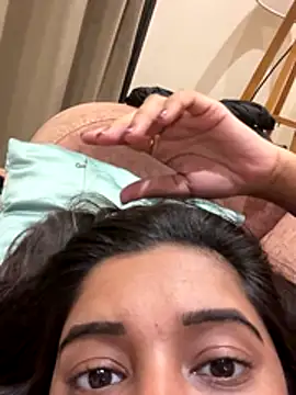 Snapshot of desitease chatting on 12/18/25, 08:15 desitease online show from 12/18/25, 08:15