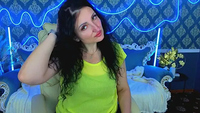 Snapshot of MissRossi chatting on 11/10/25, 07:35 MissRossi online show from 11/10/25, 07:35