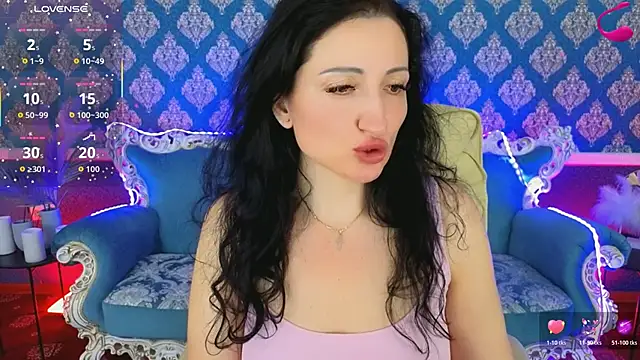 Snapshot of MissRossi chatting on 05/17/26, 06:59 MissRossi online show from 05/17/26, 06:59
