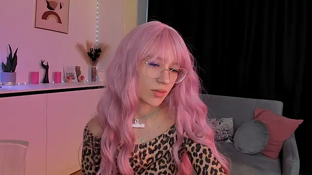 EvaBllake online show from 10/06/25, 05:16