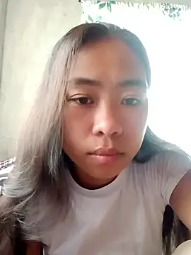 Snapshot of SweetMissPinay18 chatting on 01/15/26, 12:37 SweetMissPinay18 online show from 01/15/26, 12:37