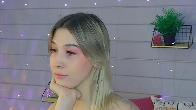 Snapshot of Bella_svon chatting on 02/02/26, 05:22 Bella svon online show from 02/02/26, 05:22