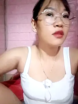 Snapshot of Maimai00 chatting on 10/14/25, 01:12 Maimai00 online show from 10/14/25, 01:12