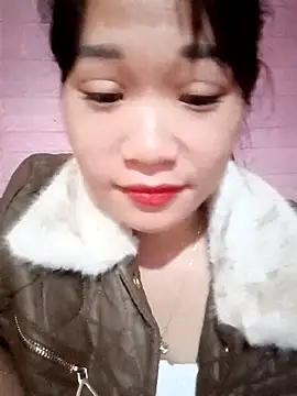 Snapshot of Maimai00 chatting on 10/22/25, 02:56 Maimai00 online show from 10/22/25, 02:56