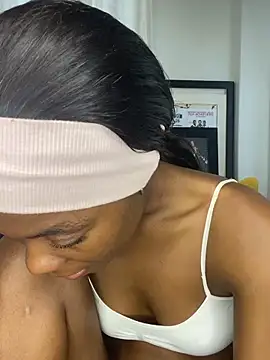 prettydollyy online show from 03/06/26, 07:27