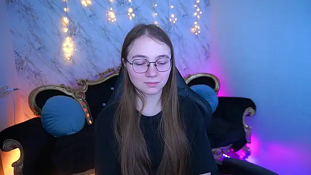 ArrinaWairr online show from 02/05/26, 08:41