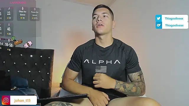 thiago oliveiraa online show from 10/10/25, 12:04