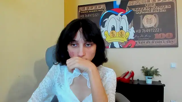 Snapshot of Marri-Stella chatting on 10/12/25, 08:46 Marri-Stella online show from 10/12/25, 08:46