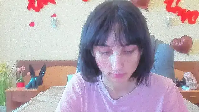 Snapshot of Marri-Stella chatting on 10/13/25, 07:52 Marri-Stella online show from 10/13/25, 07:52