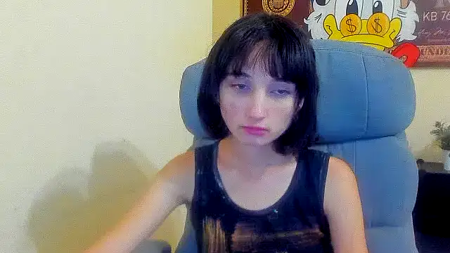 Snapshot of Marri-Stella chatting on 10/17/25, 08:06 Marri-Stella online show from 10/17/25, 08:06