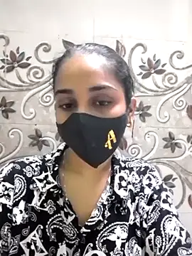 Snapshot of Zoya_G chatting on 09/14/25, 11:31 Zoya G online show from 09/14/25, 11:31