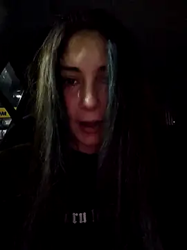 Snapshot of SaraViss20 chatting on 09/10/25, 06:08 SaraViss20 online show from 09/10/25, 06:08